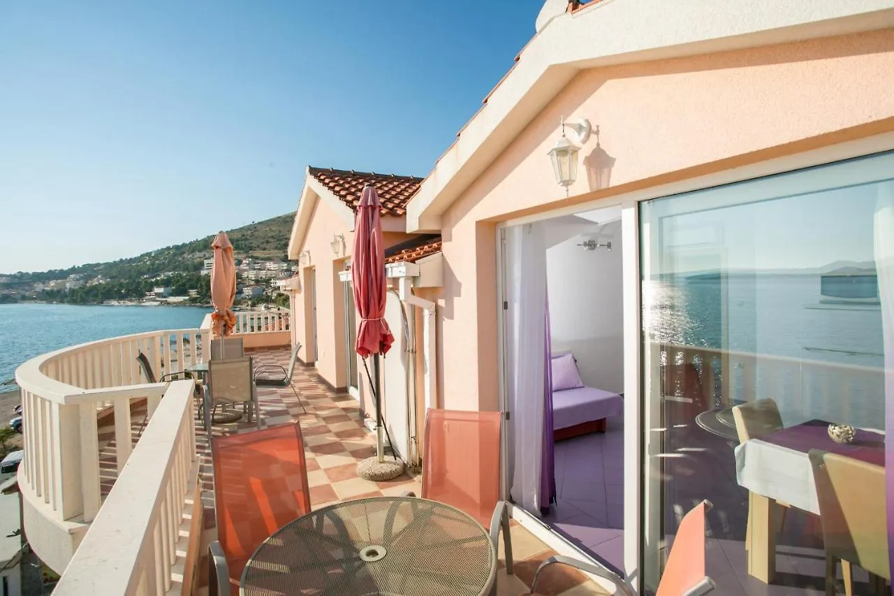 Kaja - Right Next To The Beach Trogir